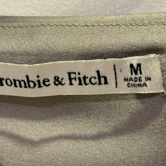 Abercrombie & Fitch Satin Cowl-Neck Top – Grey (Size M) - Picture 3 of 9